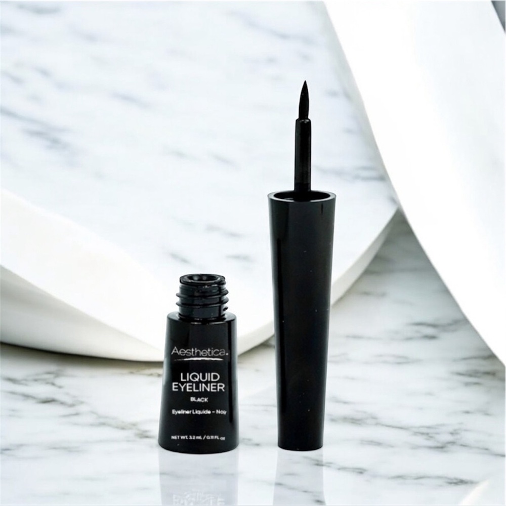 Aesthetica Liquid Eyeliner Black Long Lasting Wings NEW
